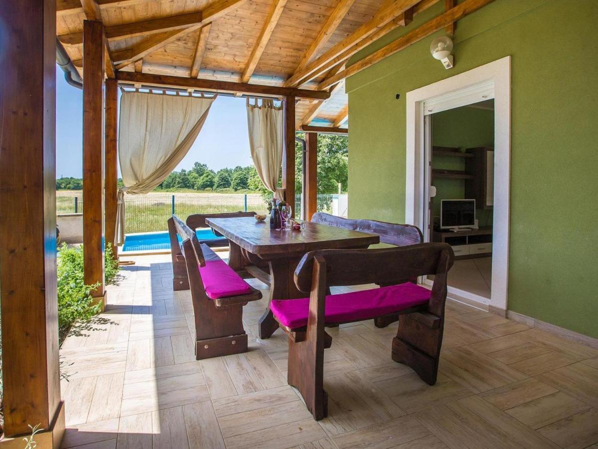 Holiday Home Tanja Пула Екстер'єр фото