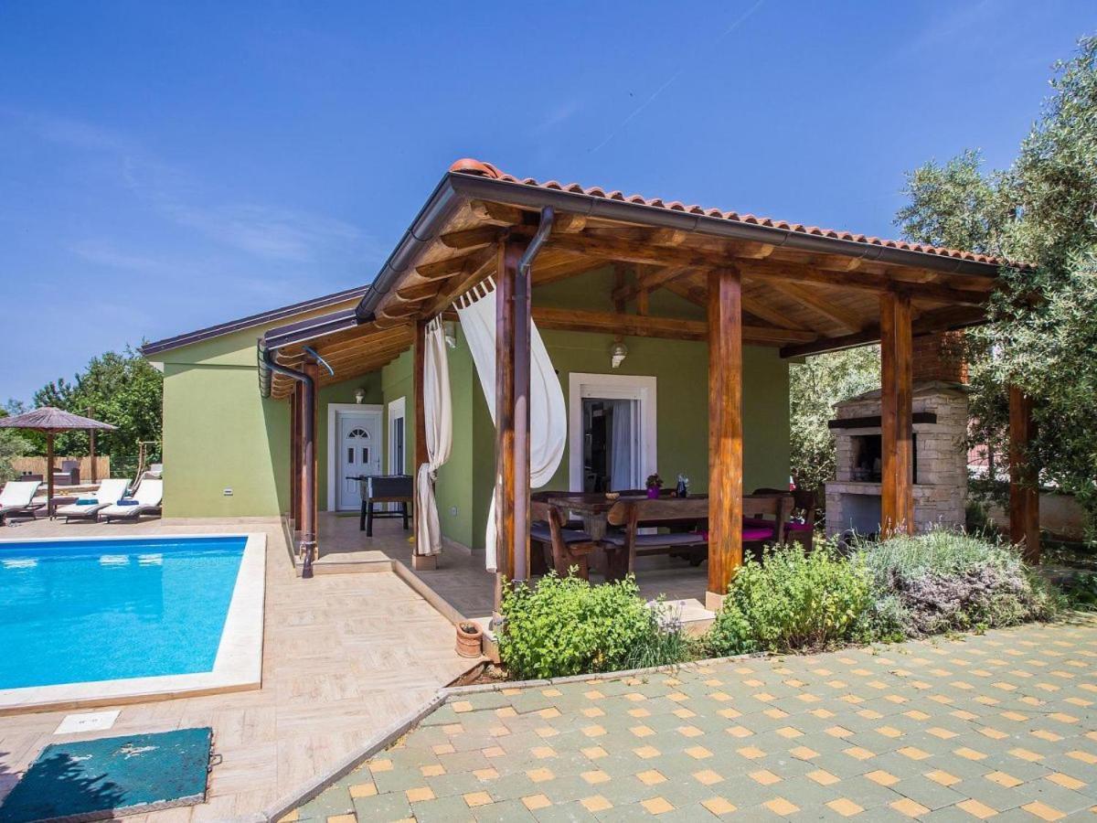 Holiday Home Tanja Пула Екстер'єр фото
